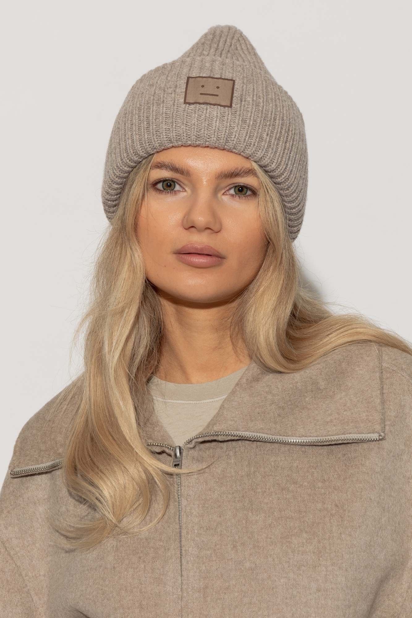 Acne Studios ニット帽 56cm ベージュ Acne Studios ベージュ ニット帽 Acne Studios ニット帽 56cm